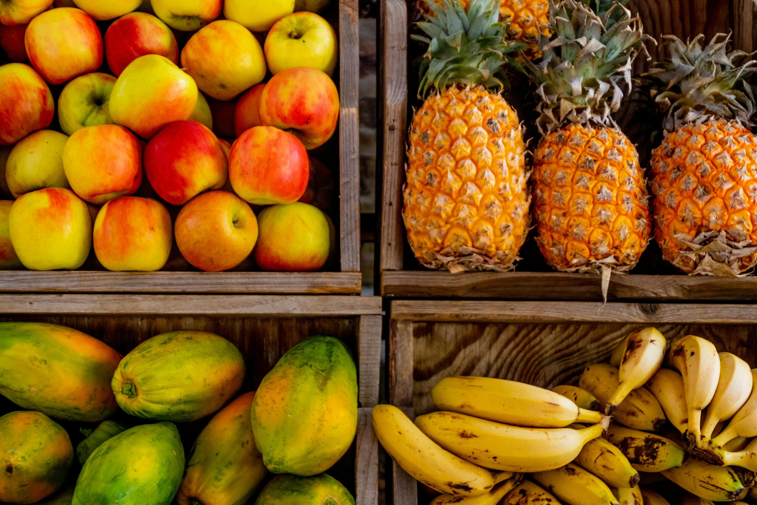 fruits vrac pomme, ananas, mangue, banane